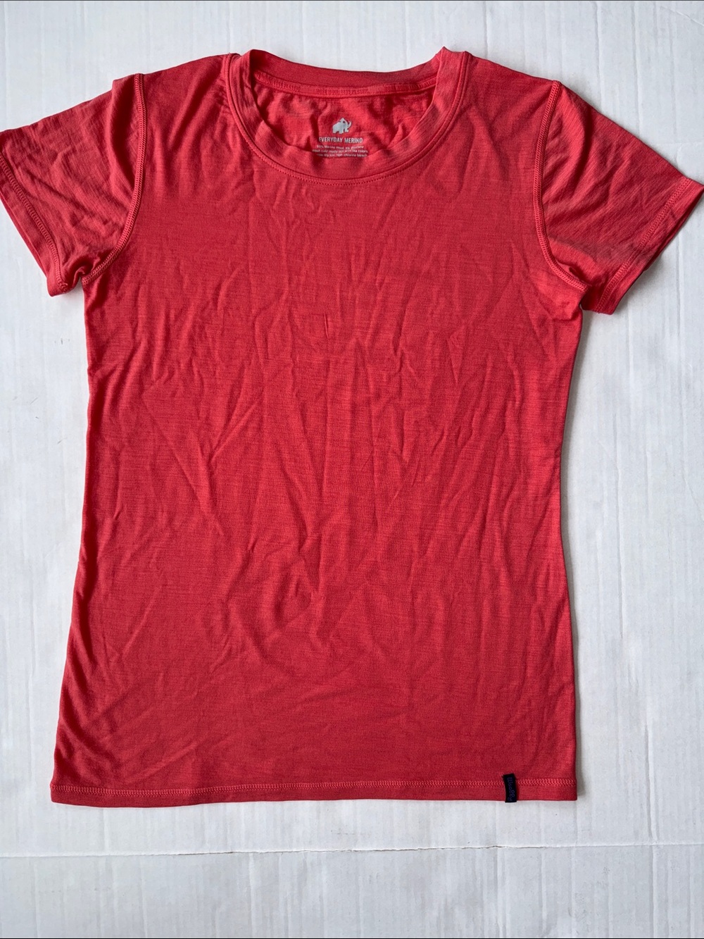 Woolly Everyday Merino coral color shirt size Medium M